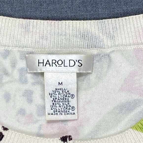 Harold’s Silk Sweater Womens Medium Cream Pink Floral Elegant Vintage Cardigan - Picture 16 of 16